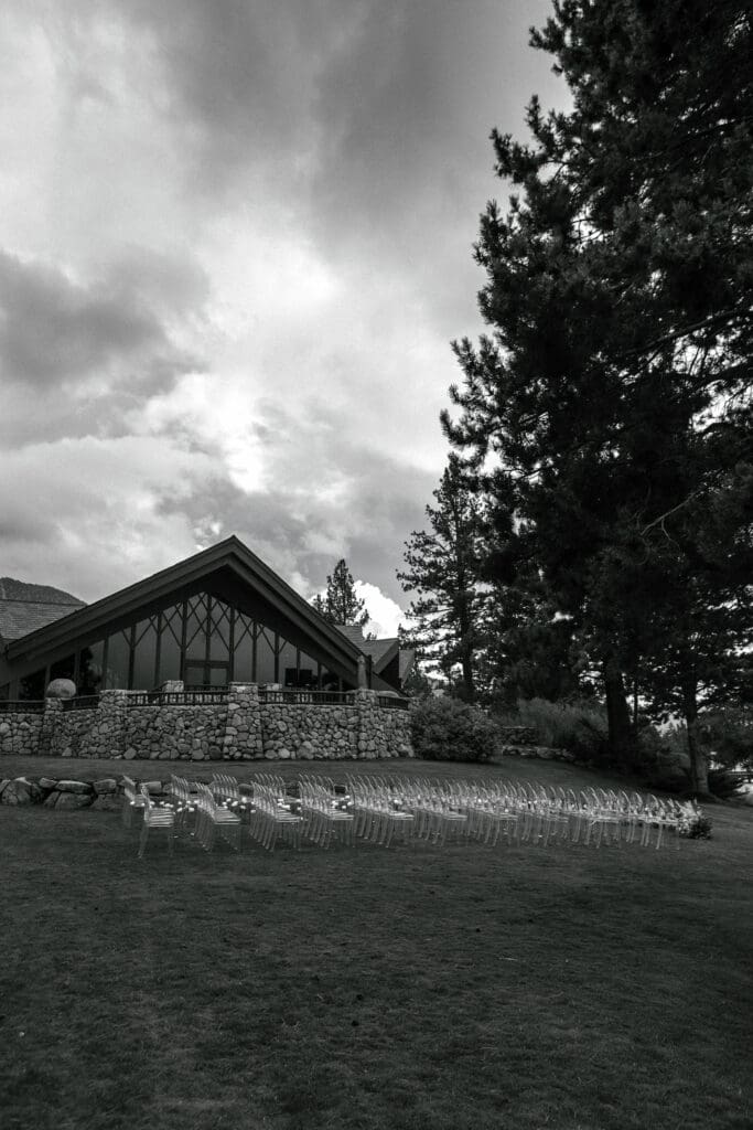 Exterior view of the Edgewood Resort Lake Club reception venue.